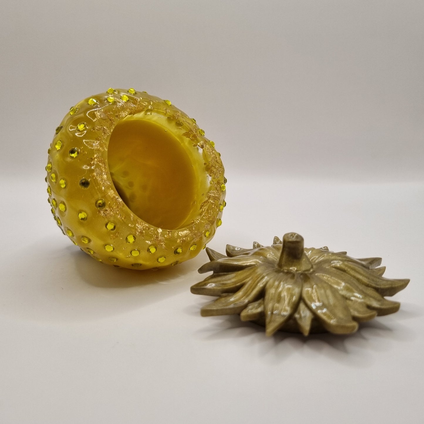Novel Gold Strawberry Trinket Pot