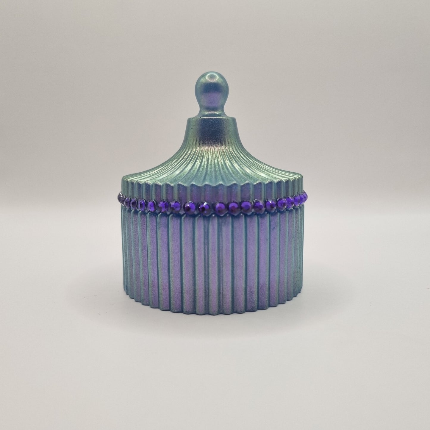 Round Fluted Trinket Pot in Violet Chameleon